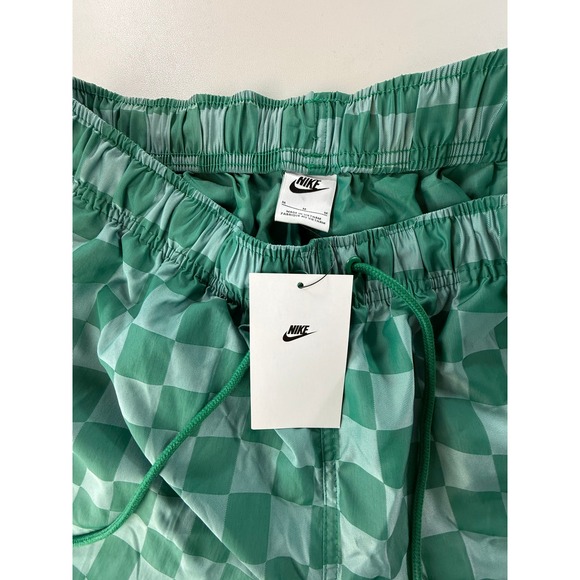 Nike Mens Standard Fit Above Knee Length Checkerboard Shorts Size Medium NEW - Picture 4 of 7